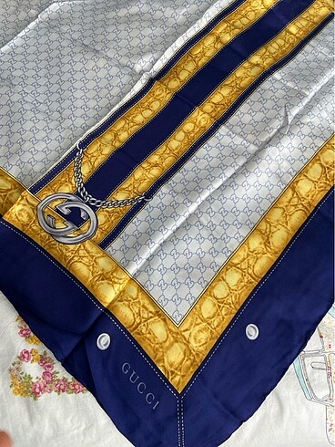 Gucci Guccı ithal ipek eşarp orjinal