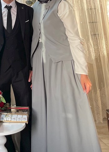 Armine Etekli takım yelekli