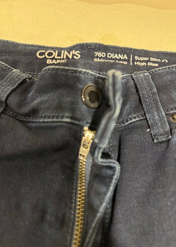 l Beden beyaz Renk Colins Fit Kesim Koyu Denim Pantolon