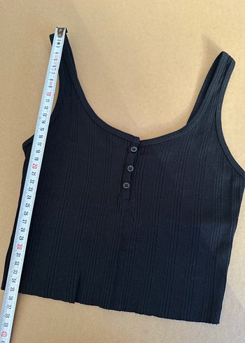 Bershka Fitilli Düğmeli Siyah Fit Crop Atlet - Görsel 8