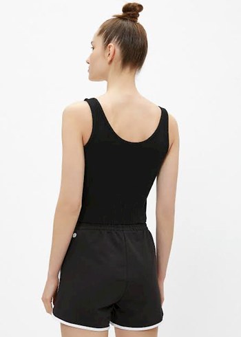 Bershka Fitilli Düğmeli Siyah Fit Crop Atlet - Görsel 4