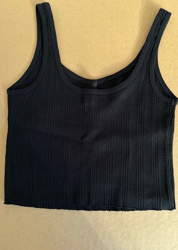 Bershka Fitilli Düğmeli Siyah Fit Crop Atlet - Görsel 5