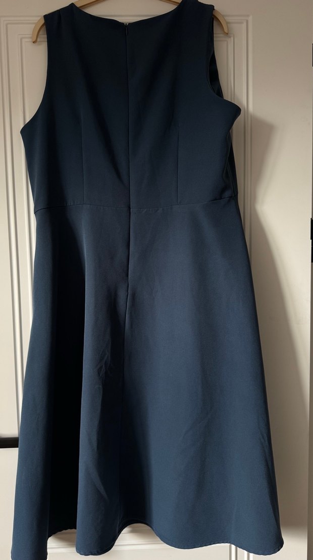 Trendyol petrol mavisi Elbise - Görsel 4