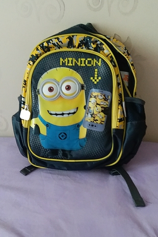 minion çanta hiç kullanılmadı 