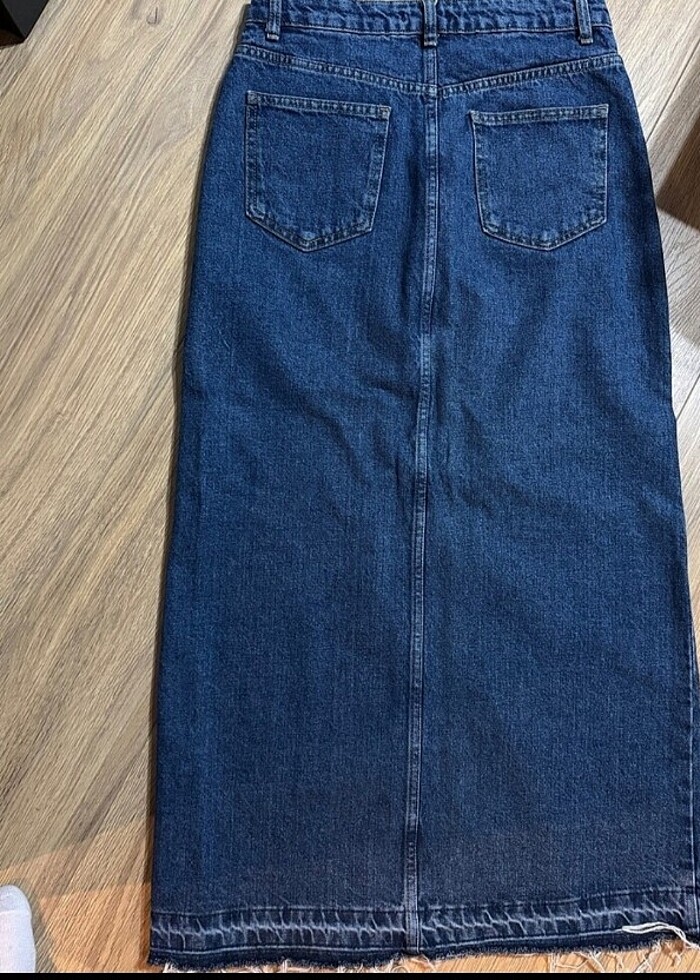 Trendyolmilla mavi  yırtmaç detaylı kot etek - Görsel 4