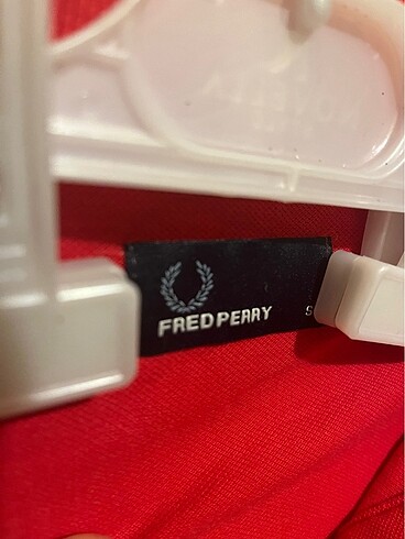 Fred Perry Elbise