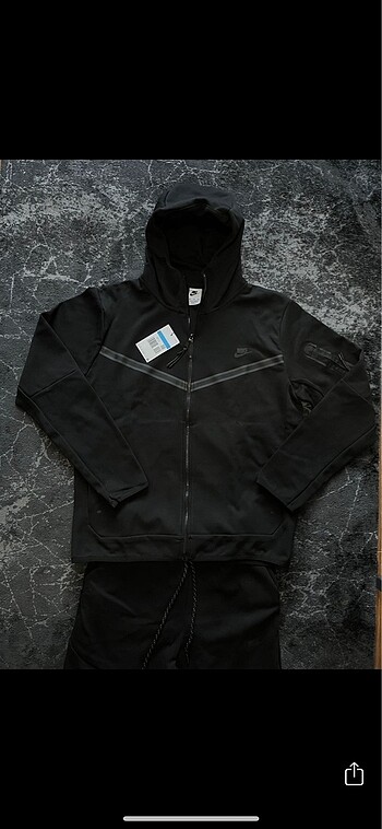 Siyah nike tech fleece eşofman takımı