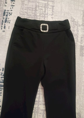 Kemer Detaylı Siyah Kadın Kumaş Pantolon - Görsel 2