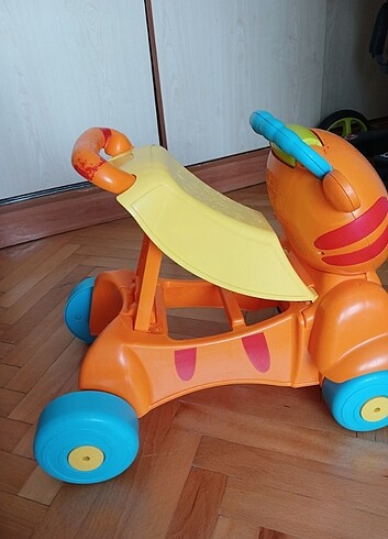 Fisher Price Fisher price kaplan yürüme arkadaşı