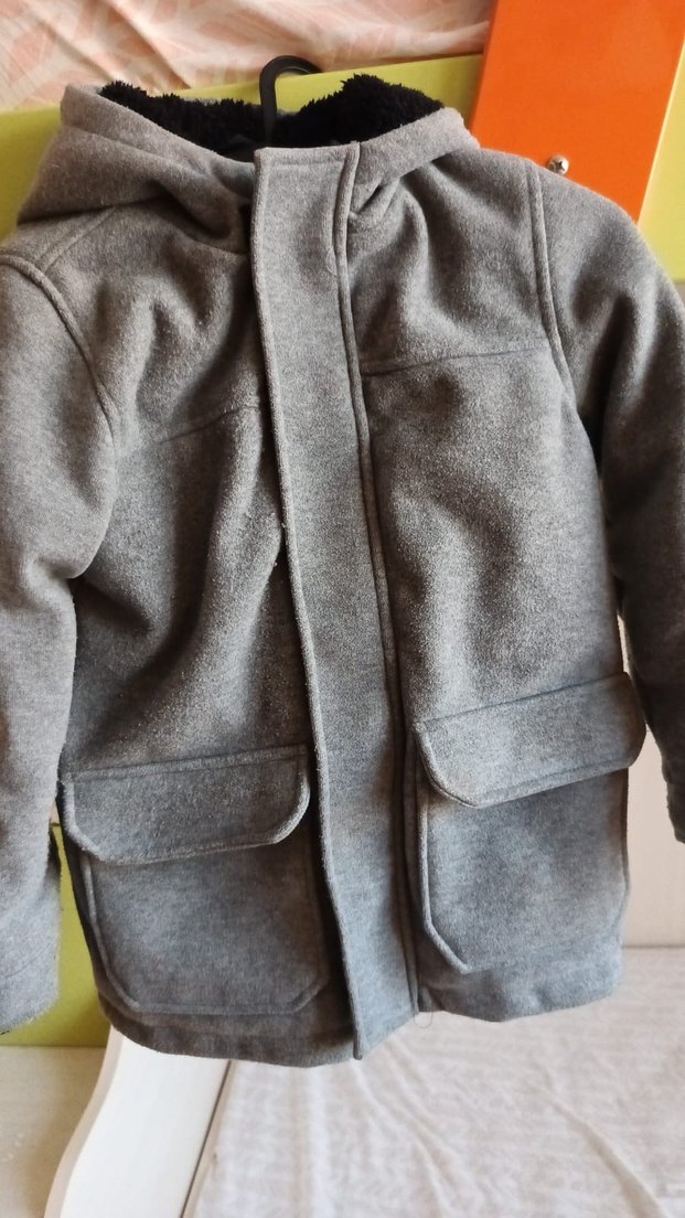 Erkek Çocuk Gri Kapüşonlu Kaban - Görsel 2