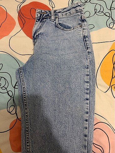 mom jean