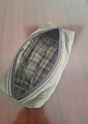 Beden haki Renk Fermuarlı Kalemlik Ve Makyaj Çantası
