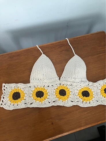 Ekru croptop