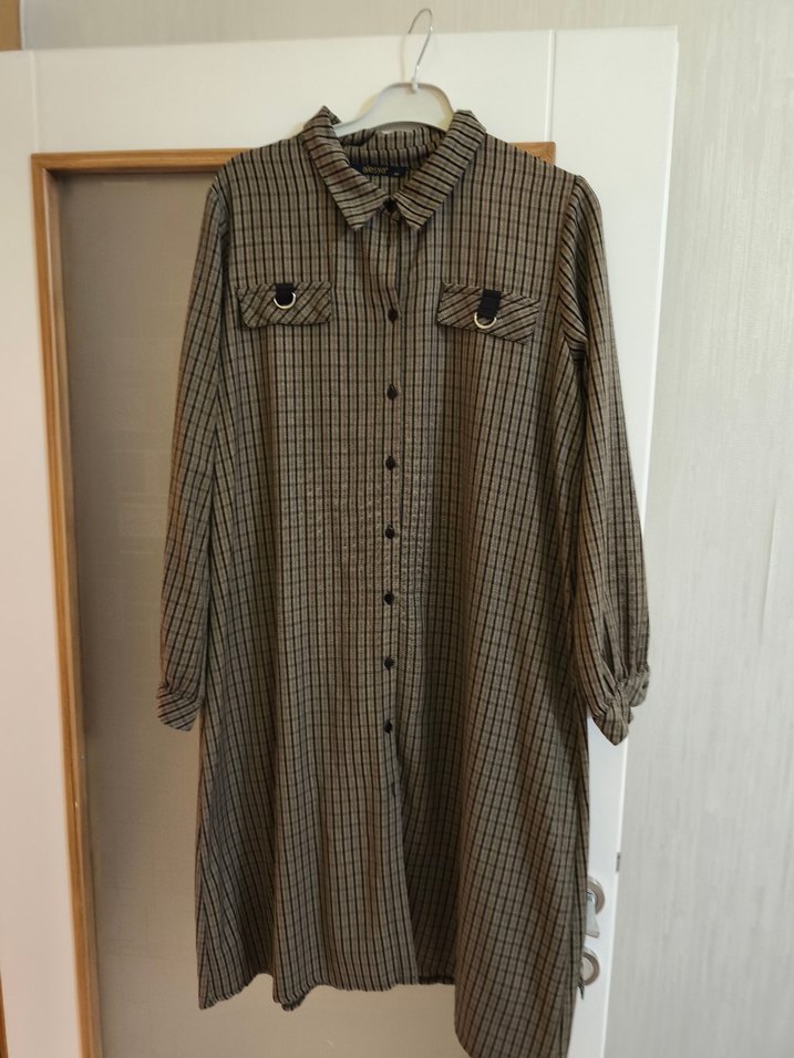 Düğmeli Kahverengi Kadın Keten Gömlek - Görsel 2