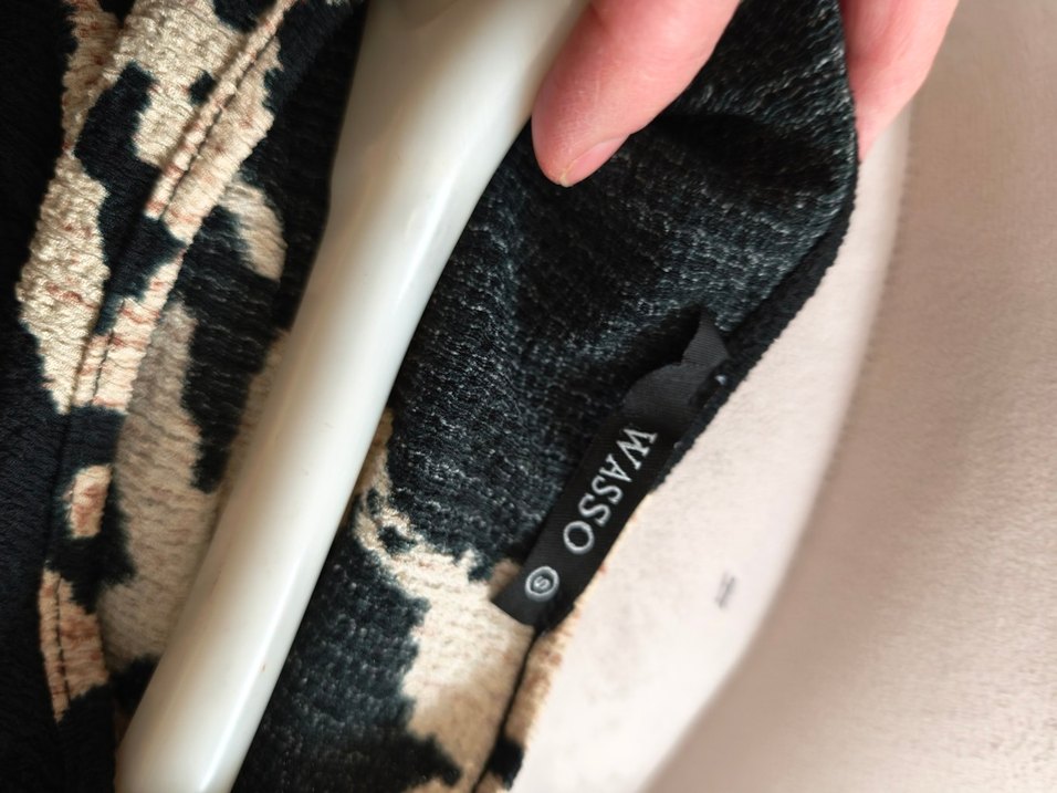 Siyah Desenli Mini Etek - Görsel 4