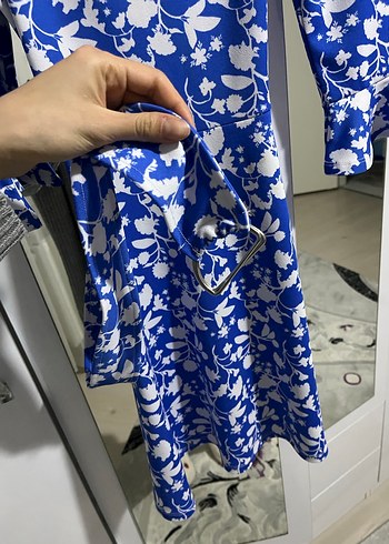 Mavi Çiçek Desenli Mini Elbise - Görsel 3