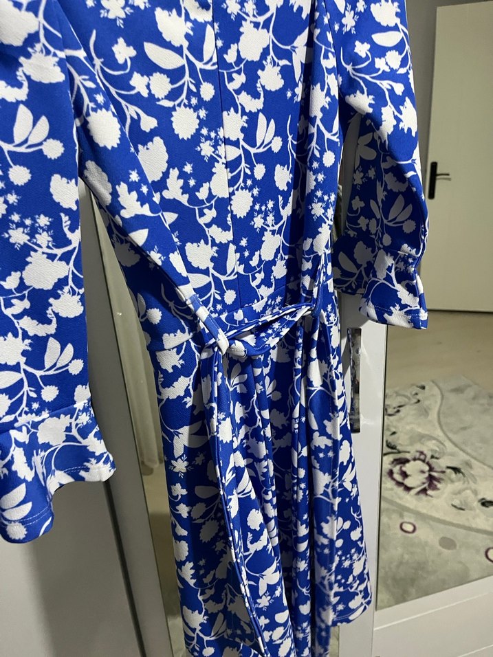 Mavi Çiçek Desenli Mini Elbise - Görsel 4