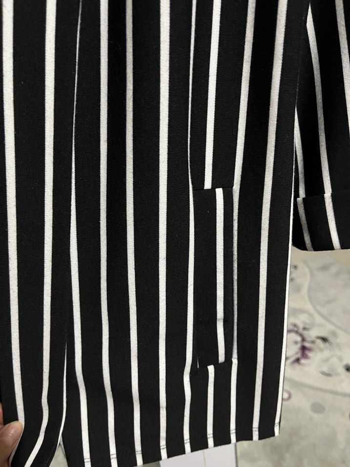 Kadın Siyah Çizgili Midi Blazer - Görsel 3