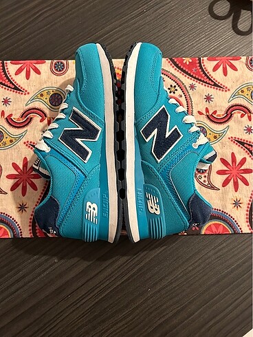 New Balance 36
