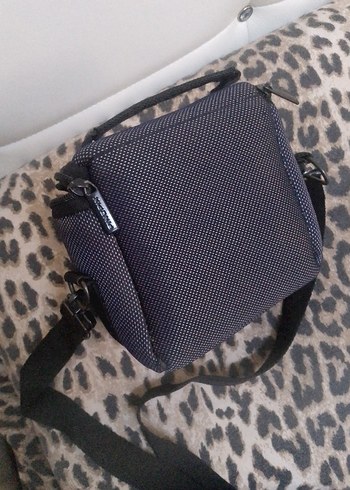 Kadın Siyah Minimalist Bel Detaylı Çapraz Çanta fotoğraf makines - Görsel 4