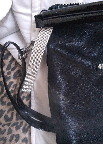 Siyah İşlemeli taş Deri Kadın Çanta - Görsel 5