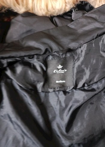 Yaka kısmı Kürklü Kapüşonlu Siyah Kadın Kışlık Mont - Görsel 8