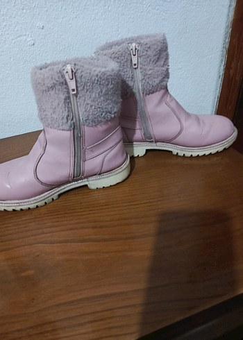 Kız Çocuk Pastel Pembe Kürklü Bot - Görsel 2
