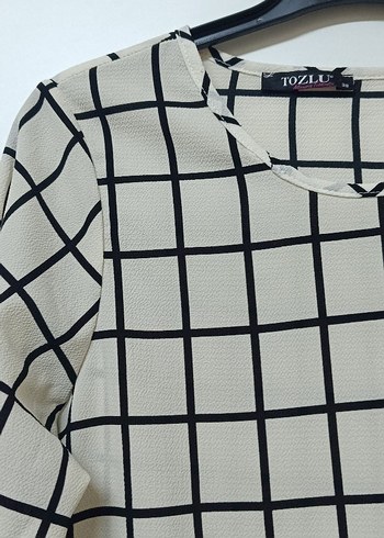 Uzun Kollu Ekose Desenli Kadın Bluz - Görsel 2