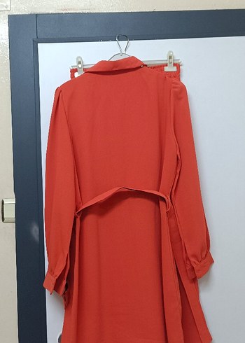 Uzun Kırmızı Düğmeli Kadın Tunik - Görsel 6