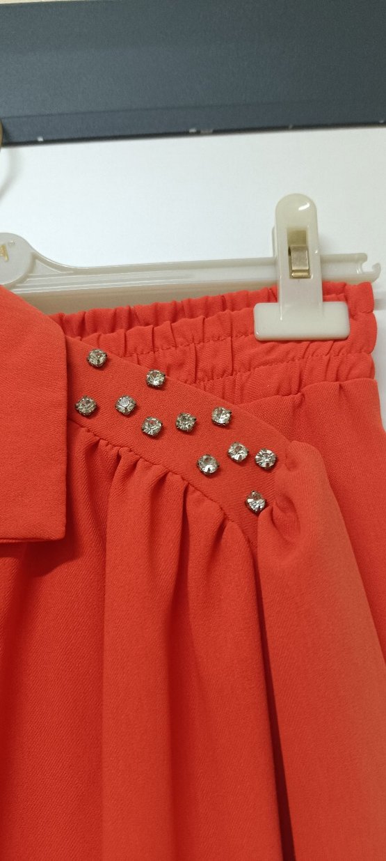 Uzun Kırmızı Düğmeli Kadın Tunik - Görsel 3