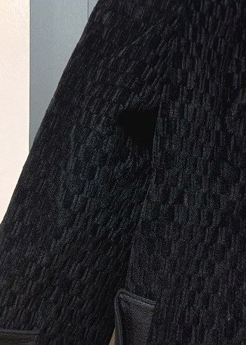 Düğmeli Siyah Kadın Uzun Kaban - Görsel 2