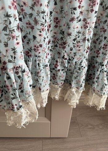 Mango omzu açık bluz - Görsel 4