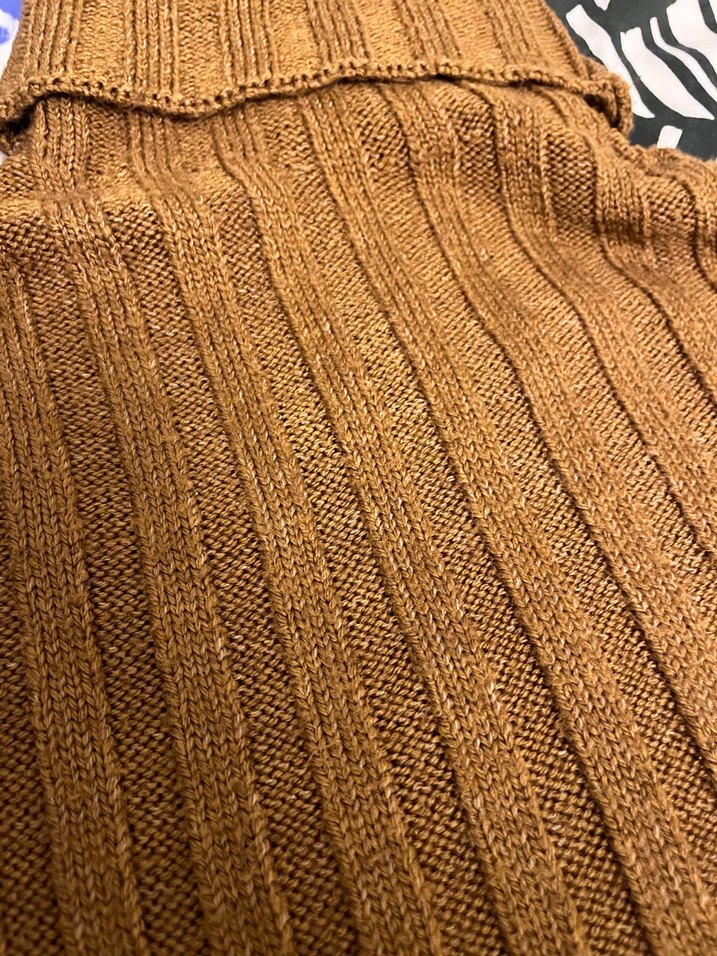 Kahverengi Fitilli Boğazlı Kadın Kazak - Görsel 3