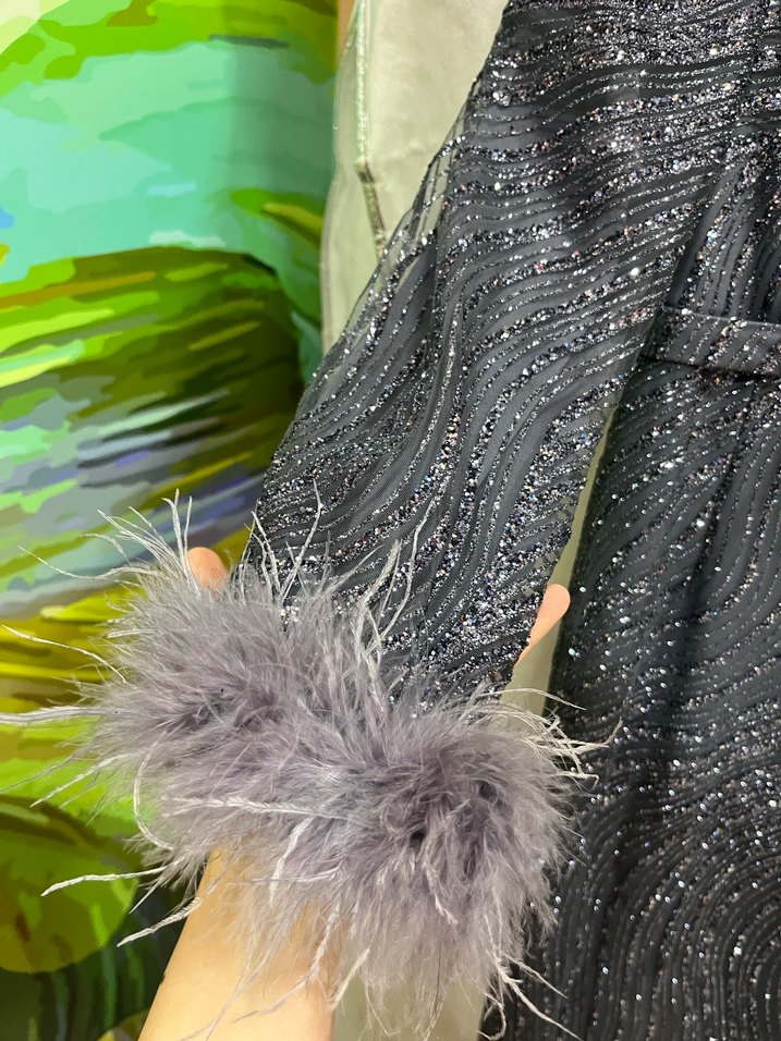 Gri Tüylü Uzun Kadın Elbise - Görsel 4