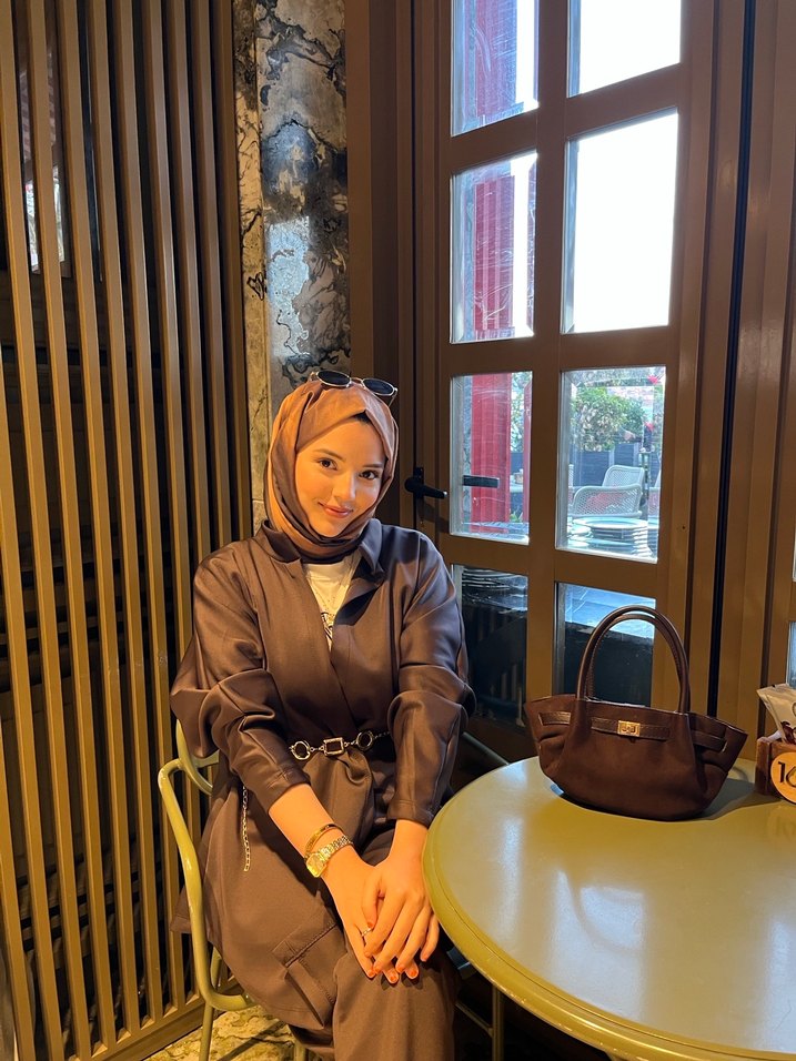 Kahverengi Deri Kadın Midi Takım - Görsel 2