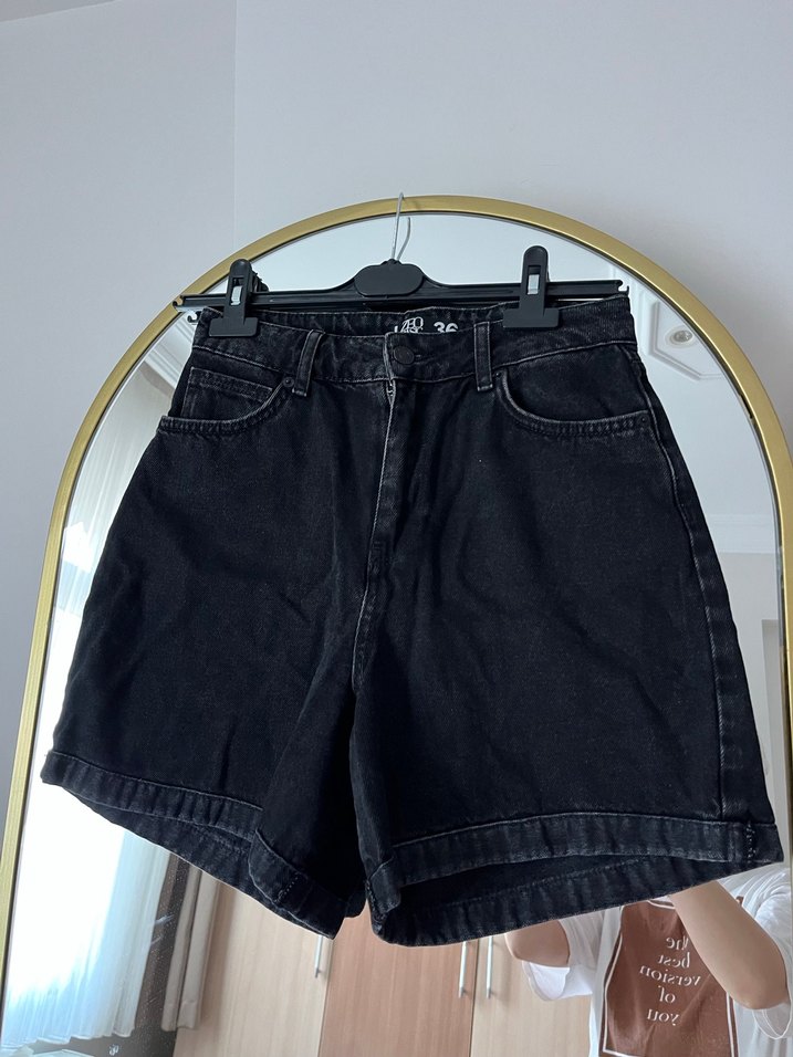 Kadın Siyah Mini Kot Şort Bol Kesim - Görsel 2