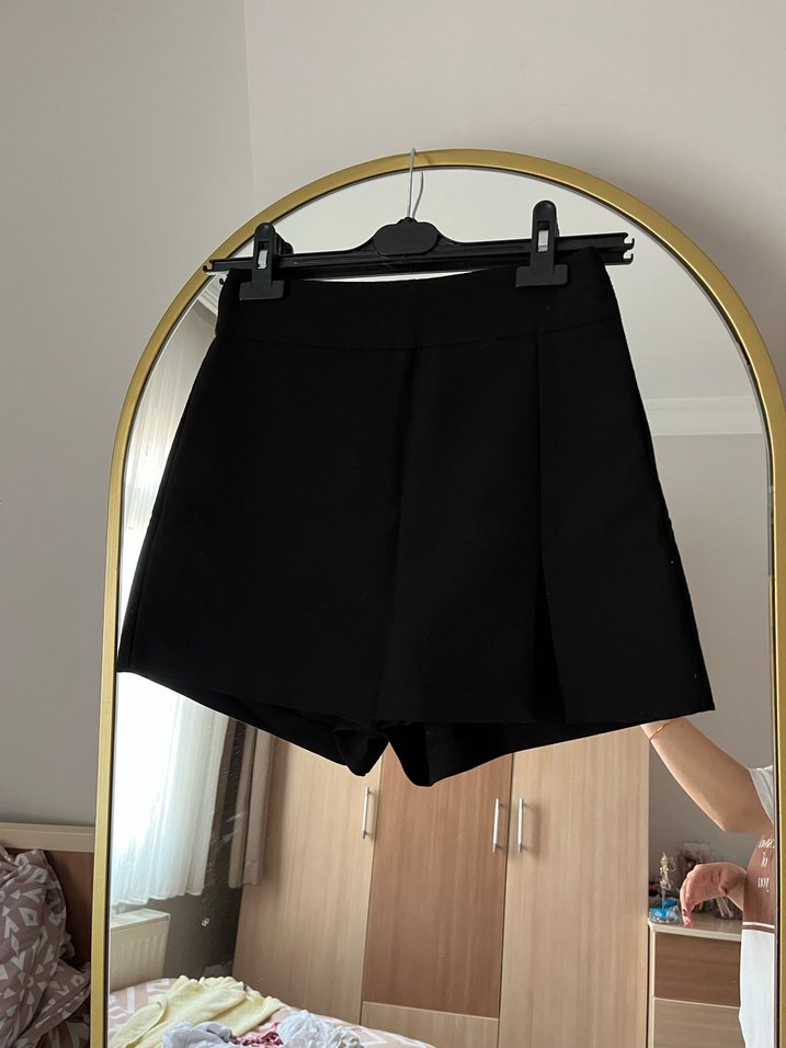 Düz Siyah Pilili Mini Etek - Görsel 2