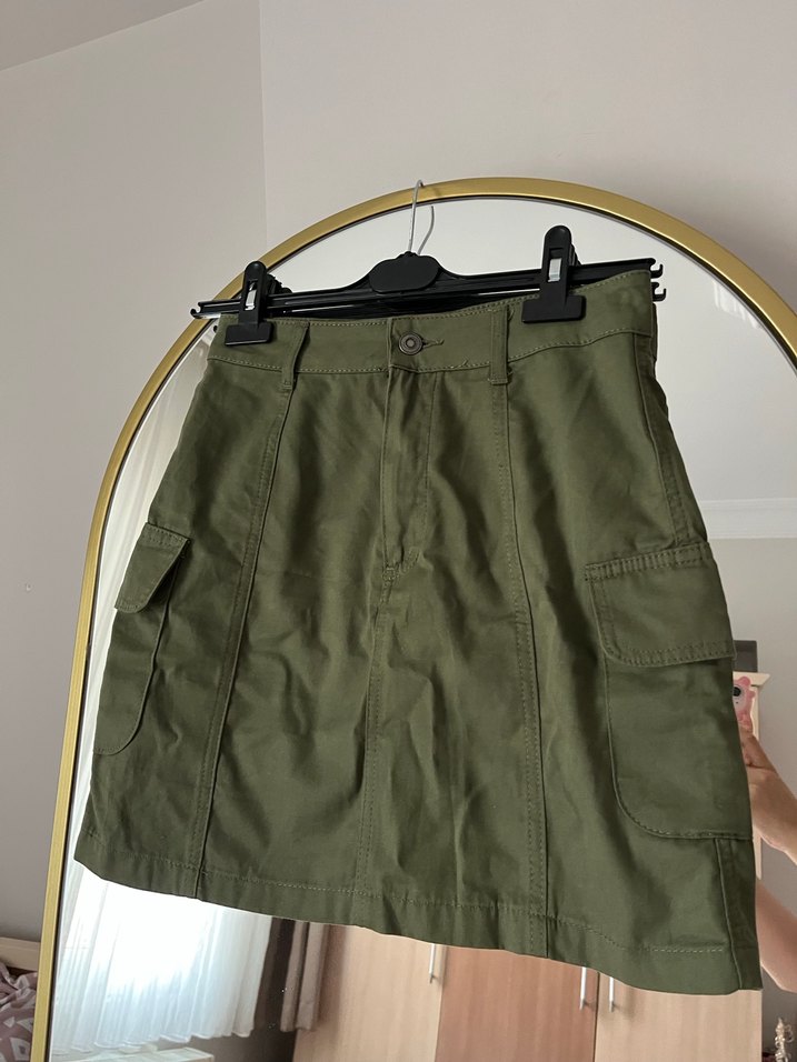 LCW Casual Kadın Haki Düğmeli Midi Pantolon - Görsel 4