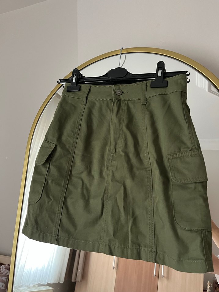 LCW Casual Kadın Haki Düğmeli Midi Pantolon - Görsel 3