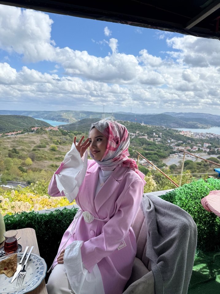 Pembe Drapeli Kadın Şal - Görsel 3