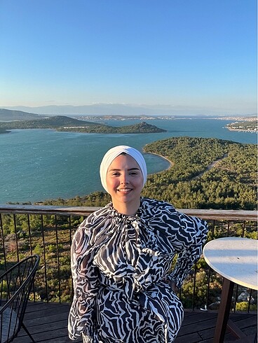 m Beden Siyah beyaz keten elbise