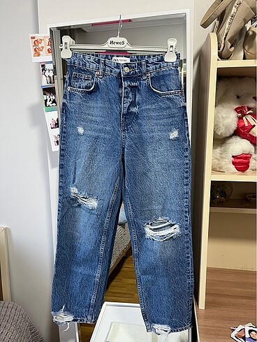 Zara yırtık kot
