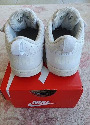 Nike Nike Court Borough Low 23.5 Numara