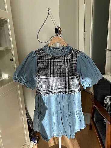 Zara balon kollu kısa elbise