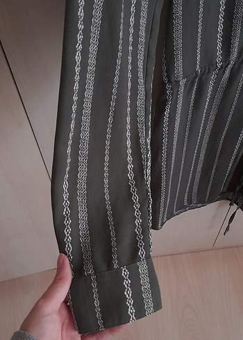 s Beden Yeşil Uzun Kollu Düğmeli Tunik