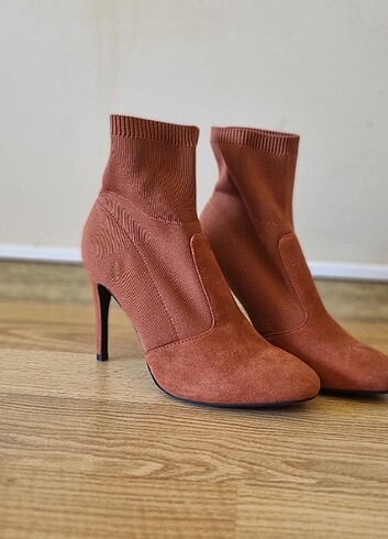 Mango Bootie