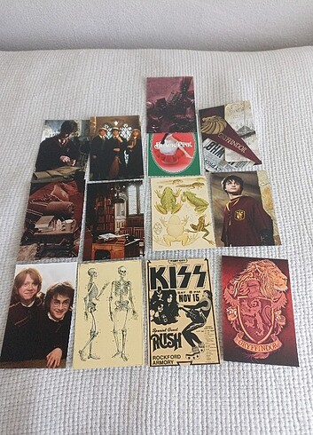 Poster set