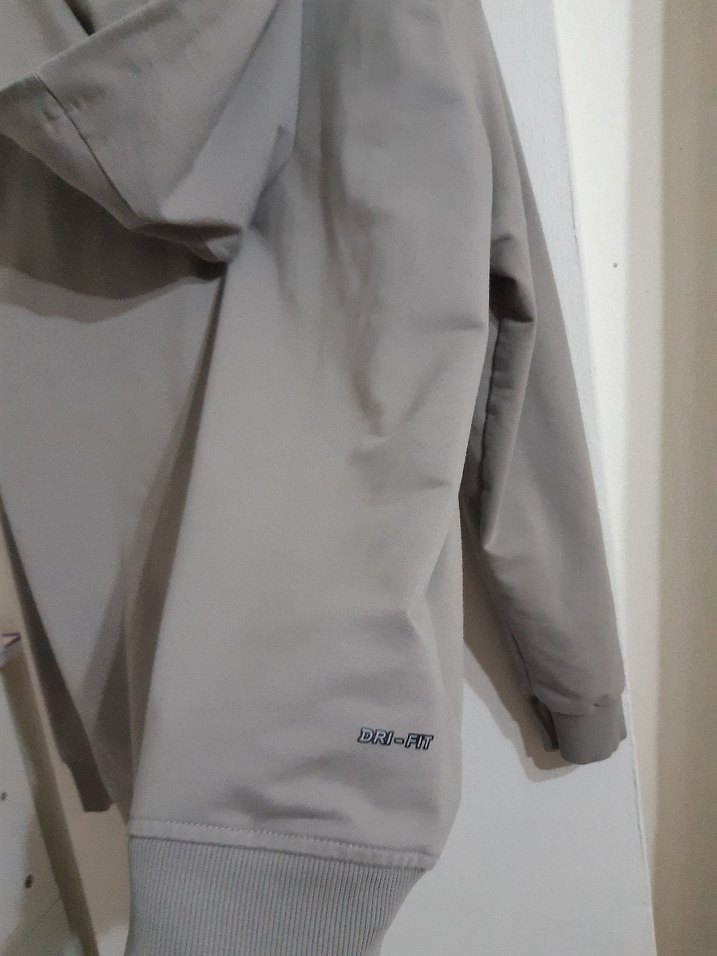 Nike Gri Kapüşonlu Fermuarlı Ceket - Görsel 5