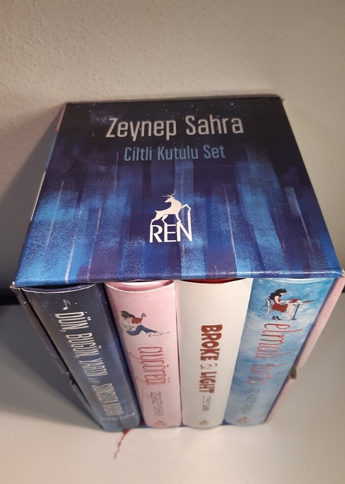 ELMALI TURTA AYÇÖREĞİ SETİ 4 KİTAP - Görsel 5