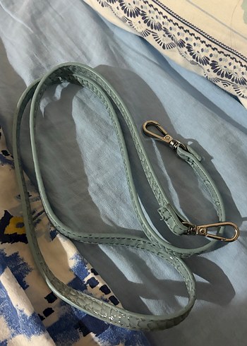 Bebe Mavisi Yılan Desenli Çanta - Görsel 4